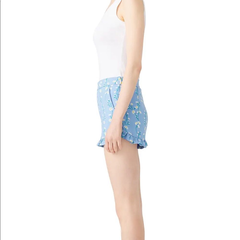 Draper James // Daisy Vine Ruffle Shorts - Picture 4 of 10